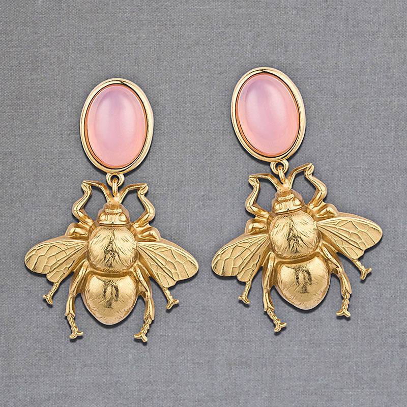 SchwesterSchwester Rosafarbener Ohrstecker mit vergoldeter Hummel von AmuseToi Bis zu 55% Rabatt