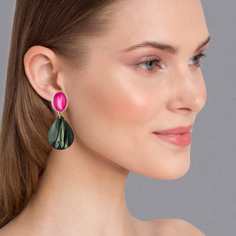 SchwesterSchwester Pinke Ohrstecker mit Tropfen in Silbergrün von AmuseToi Kostenloser Versand international