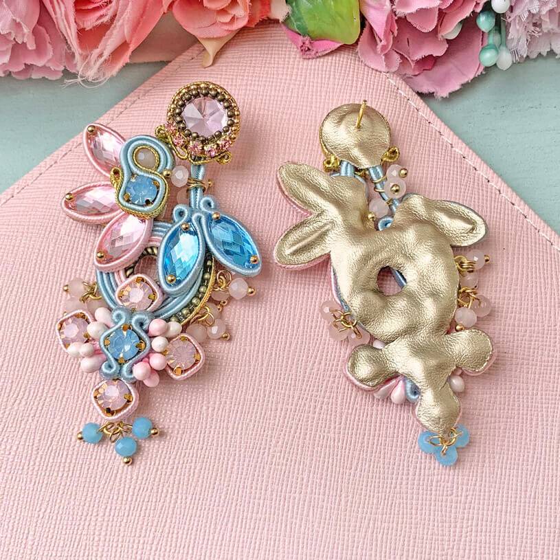 SchwesterSchwester Große Soutache-Ohrringe in Zartrosa und Zartblau Hotsell
