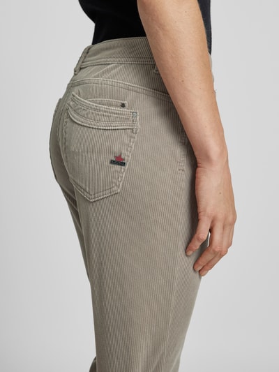 Peek & Cloppenburg Buena VistaCordhose mit Knopfverschluss Modell 'Malibu' in hellbraun Speichern exportieren