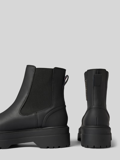 Peek & Cloppenburg Tommy HilfigerChelsea Boots mit Label-Detail in black Sonderangebot
