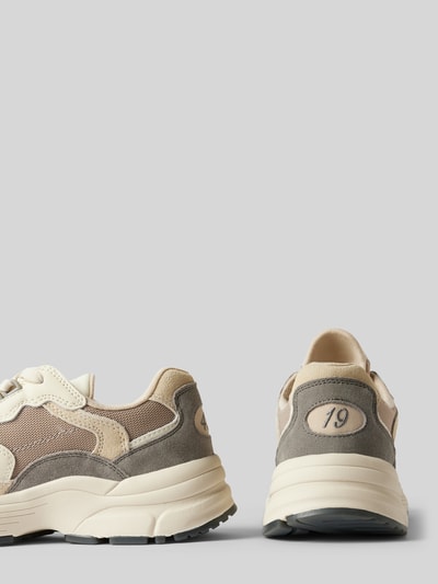 Peek & Cloppenburg GantLedersneaker mit Label-Details Modell 'Neuwill' in taupe Exklusivangebot