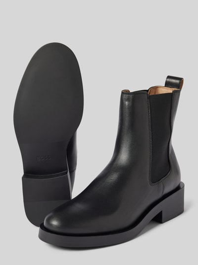 Peek & Cloppenburg BOSSChelsea Boots mit elastischen Einsätzen Modell 'Iryna' in black Tägliche Deals