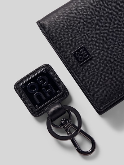 Peek & Cloppenburg HUGOSchlüsselanhänger aus Leder mit Label-Applikationen in black Saisonschlussverkauf