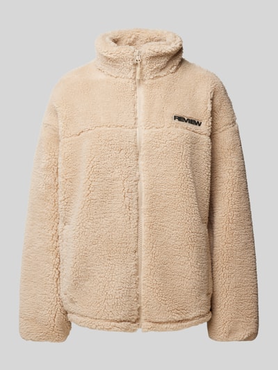 Peek & Cloppenburg ReviewSherpa Jacket mit Label-Patch in ecru 50% Rabatt für begrenzte Zeit