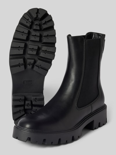 Peek & Cloppenburg OnlyBoots mit elastischen Einsätzen Modell 'BETTY' in black Räumungsverkauf