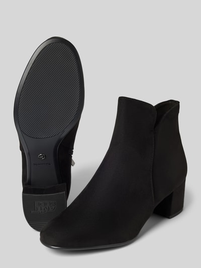 Peek & Cloppenburg TamarisStiefeletten mit Label-Detail und Blockabsatz in black Bis zu 55% Rabatt