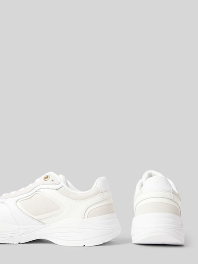 Peek & Cloppenburg Tommy HilfigerLedersneaker mit Label-Details Modell 'CHUNKY RUNNER' in weiss Discount Store für neue Produkte