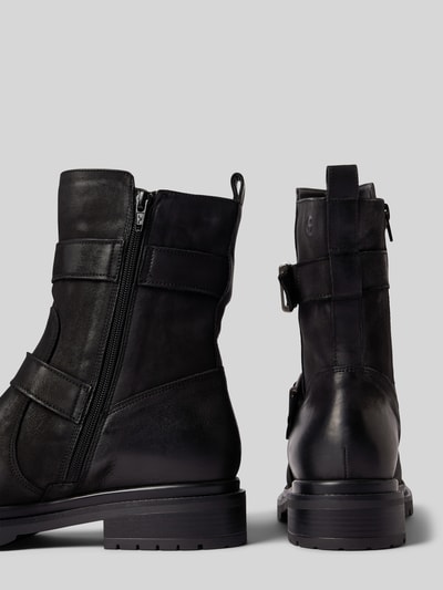 Peek & Cloppenburg TamarisLederstiefel mit Dornschließen in black Speichern exportieren
