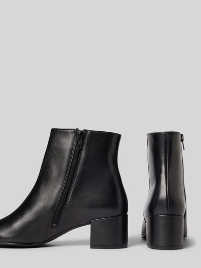 Peek & Cloppenburg HöglAnkle Boots mit Blockabsatz in black Im Verkauf