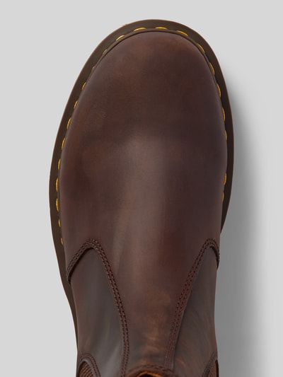 Peek & Cloppenburg Dr. MartensChelsea Boots aus Leder mit Ziernaht in mittelbraun Jubiläumsangebot