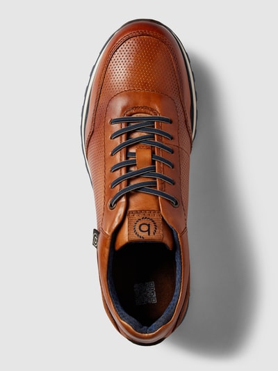 Peek & Cloppenburg bugattiLedersneaker mit Label-Detail Modell 'Cirino' in cognac Nur noch ein Tag übrig