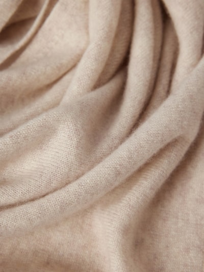 Peek & Cloppenburg Christian Berg WomanKaschmirschal mit gerippten Abschlüssen in beige melange Neueste Stile